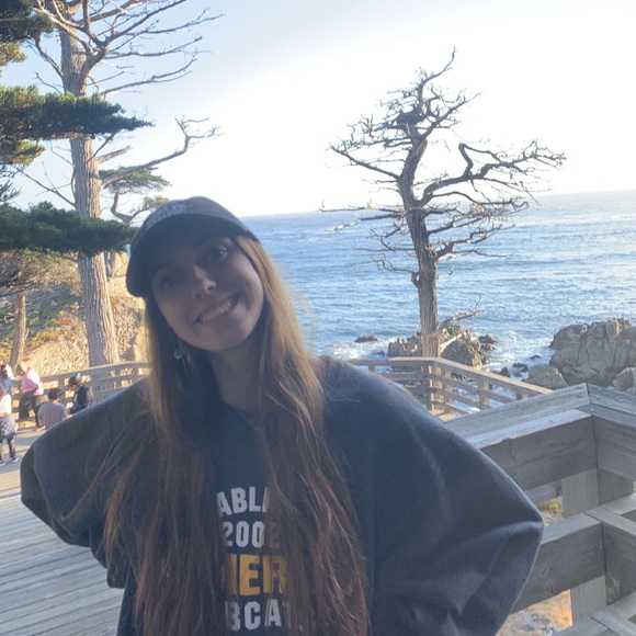 Meet your Posher, Marisa - Picture 1 of 1